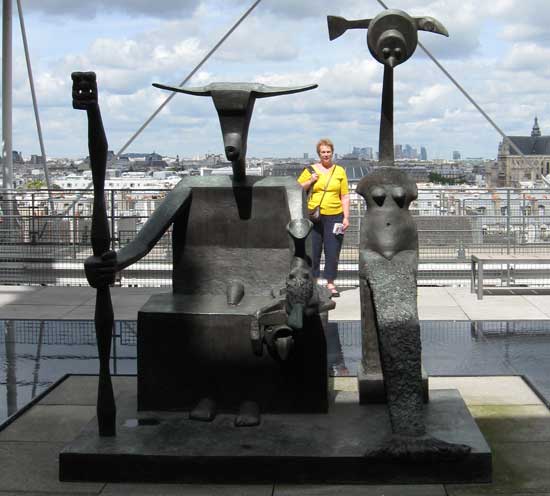 Karen and Friends at the Pompidou