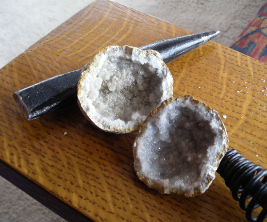 Split geode