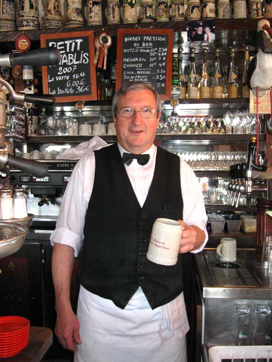 Waiter on l'Isle Saint Louis